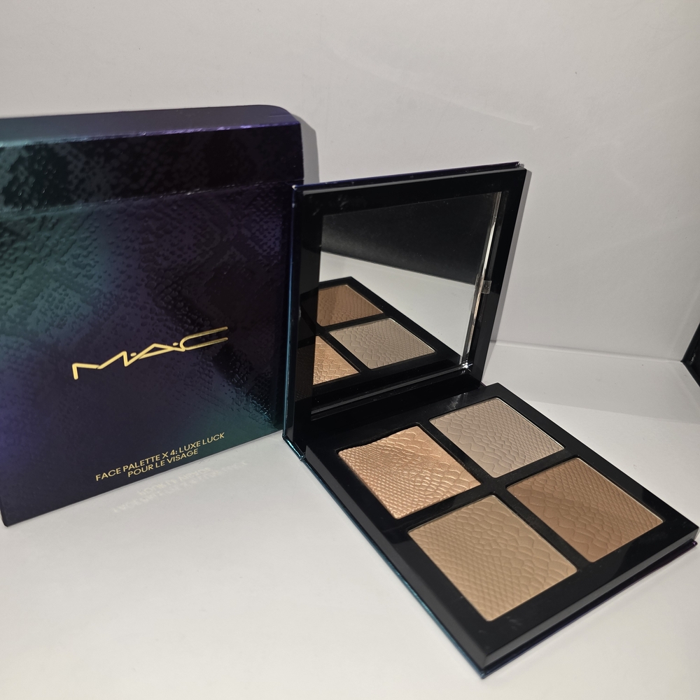 MAC Cosmetics LUXE LUCK Face Palette - LIMITED EDITION